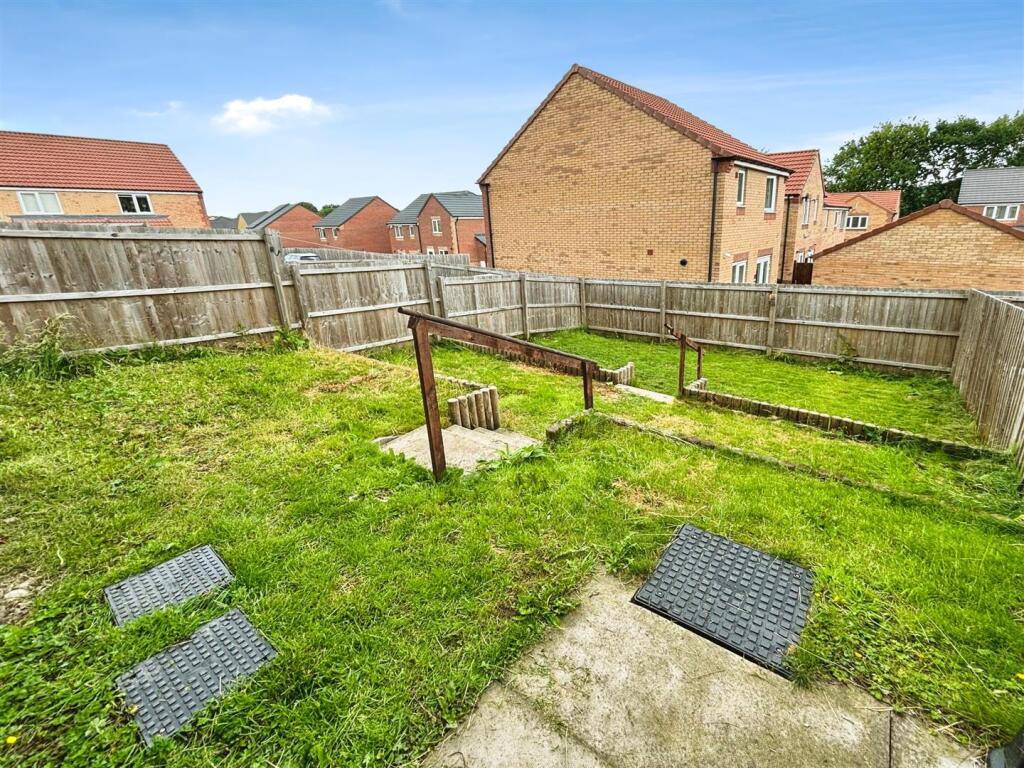Additional image 15 of Blackthorne Close, Bradford, BD2 3EQ