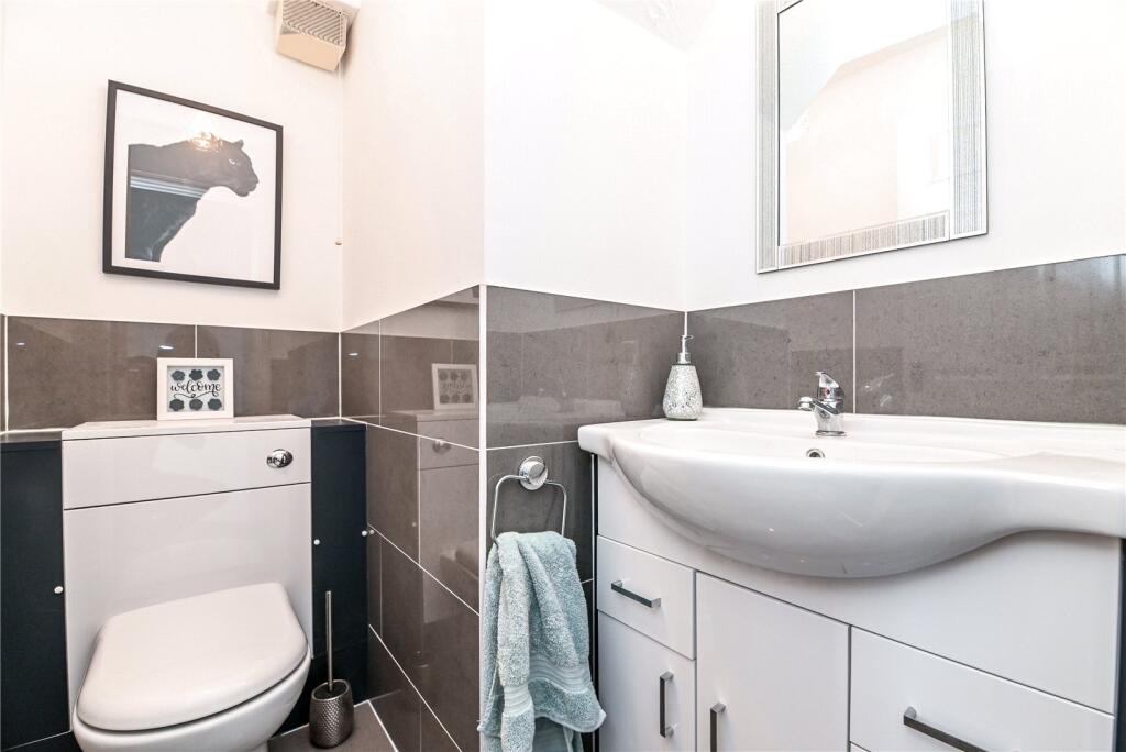Additional image 17 of Velvet Lawn Road, New Milton, Hampshire, BH25