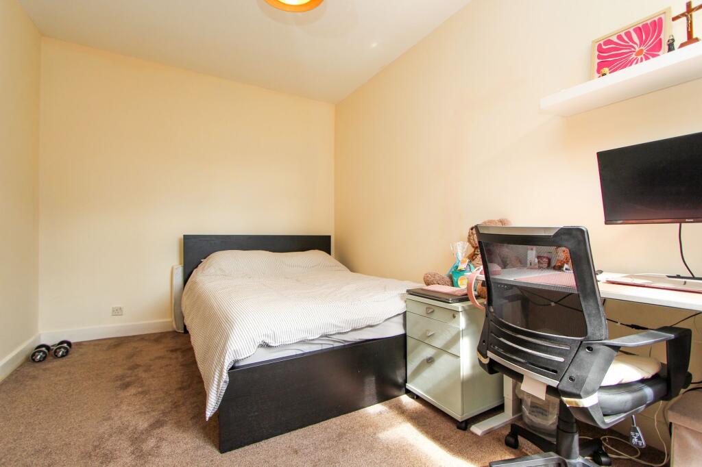 Additional image 19 of Green Lanes, Wylde Green, B73