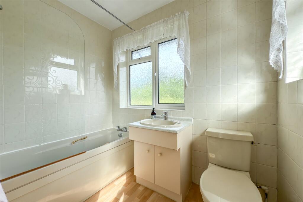Additional image 10 of Ridgewood Drive, Harpenden, Hertfordshire, AL5