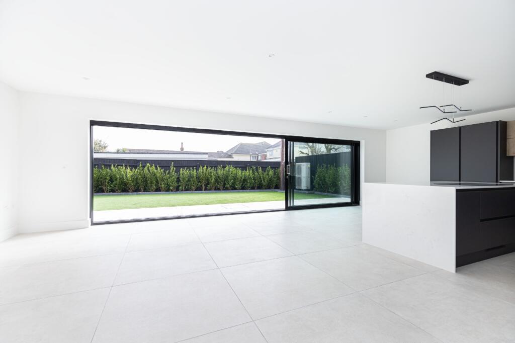 Additional image 6 of 1a First Marine Avenue, Barton on Sea, Hampshire. BH25 7DP