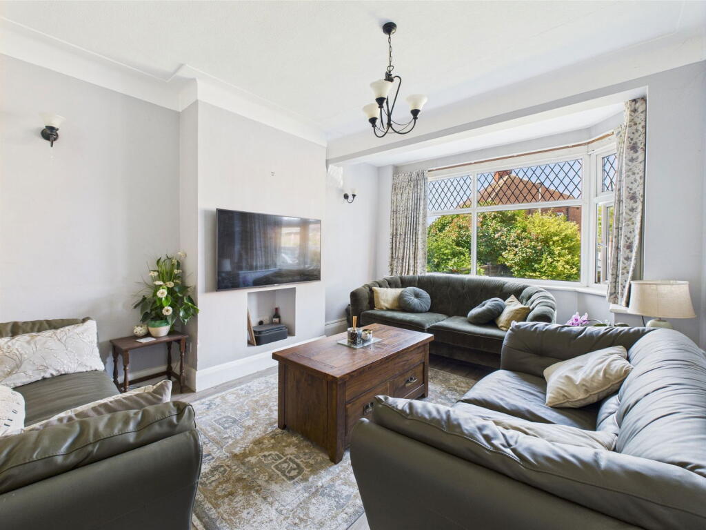 Additional image 7 of Orchard Avenue, Worthing, BN14 7PY