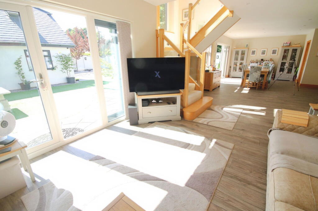 Additional image 10 of Whincroft Drive, Ferndown, BH22 9LJ