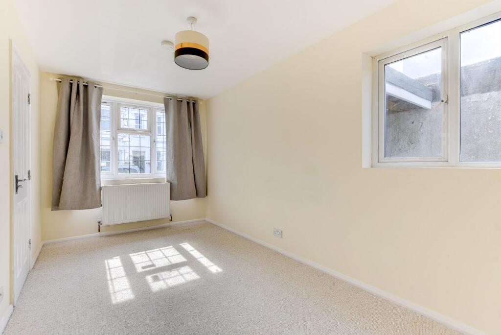 Additional image 8 of Madeira Avenue, Worthing, BN11