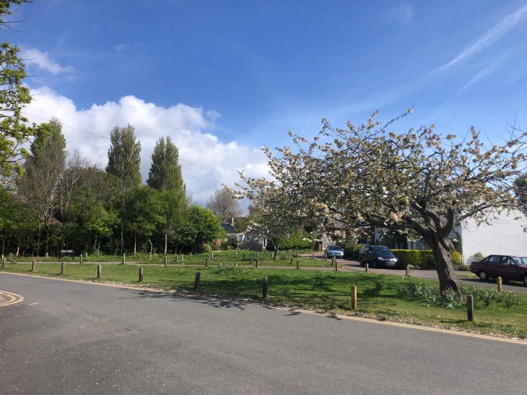 Additional image 11 of Riverbank, Wick Lane