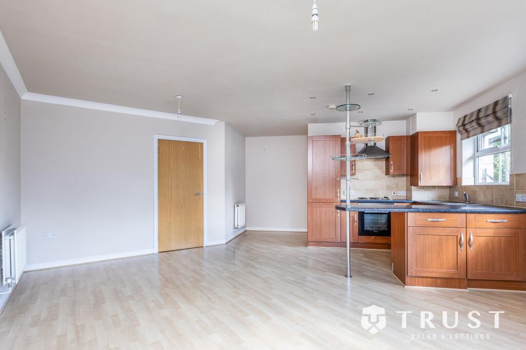 Additional image 3 of Fearnley Croft, Gomersal, BD19