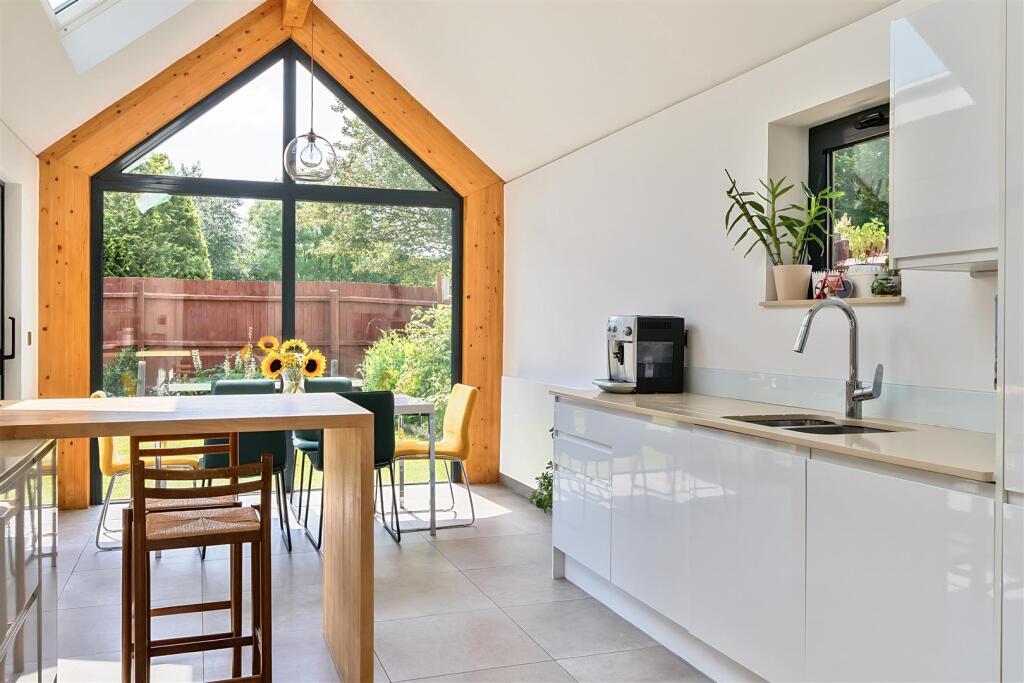 Additional image 2 of Throopside Avenue, Bournemouth