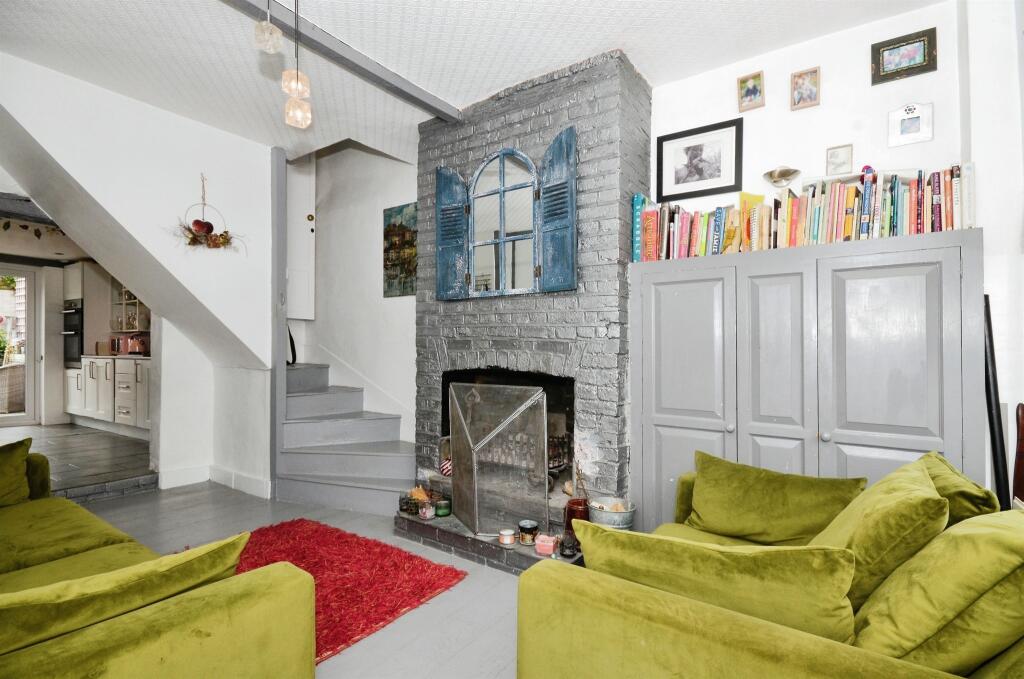 Additional image 16 of High Street, Markyate, St. Albans