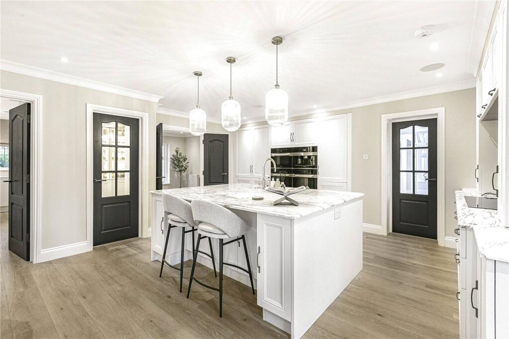 Additional image 9 of Brookmans Avenue, Brookmans Park, AL9