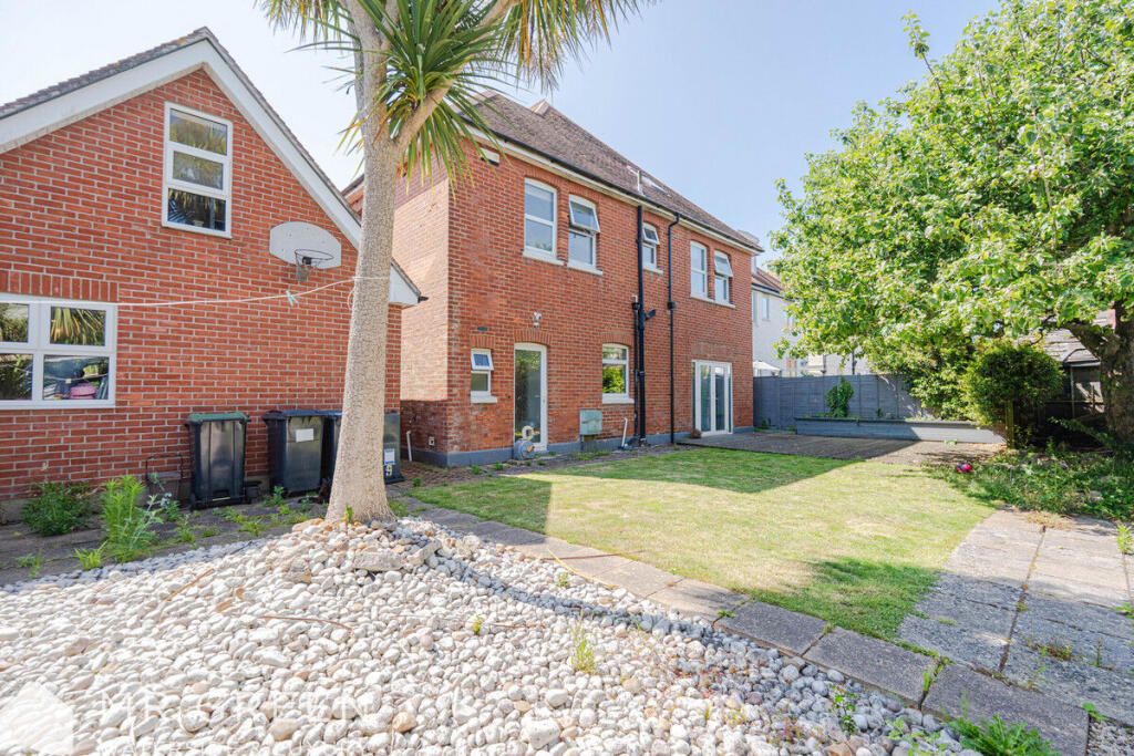 Additional image 15 of Southwood Avenue, Southbourne, BH6