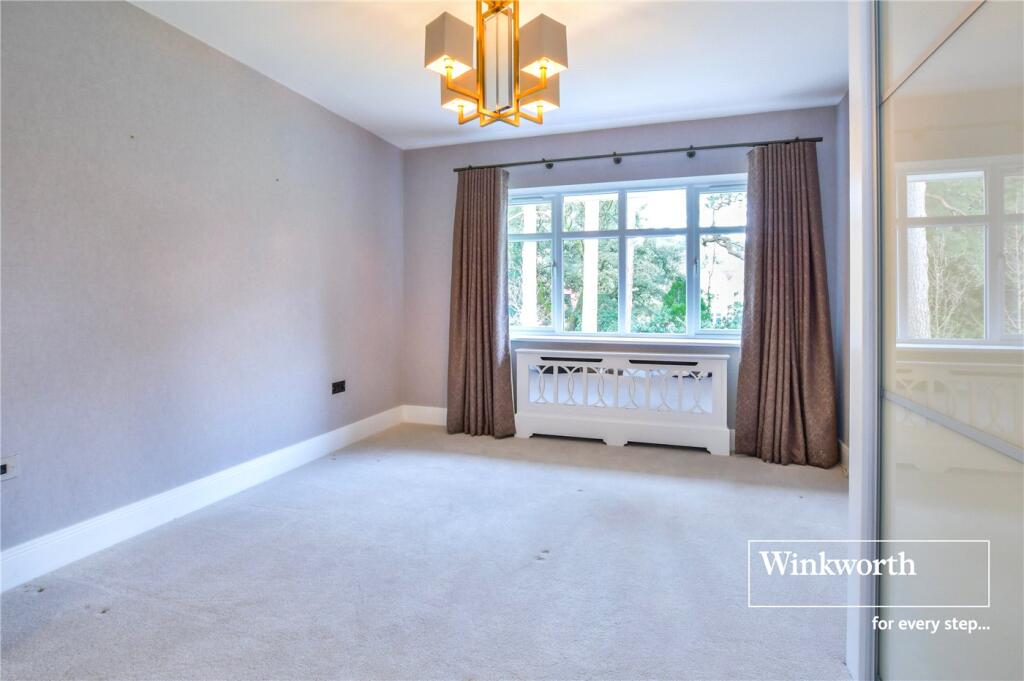 Additional image 16 of Dormy Crescent, Ferndown, Dorset, BH22