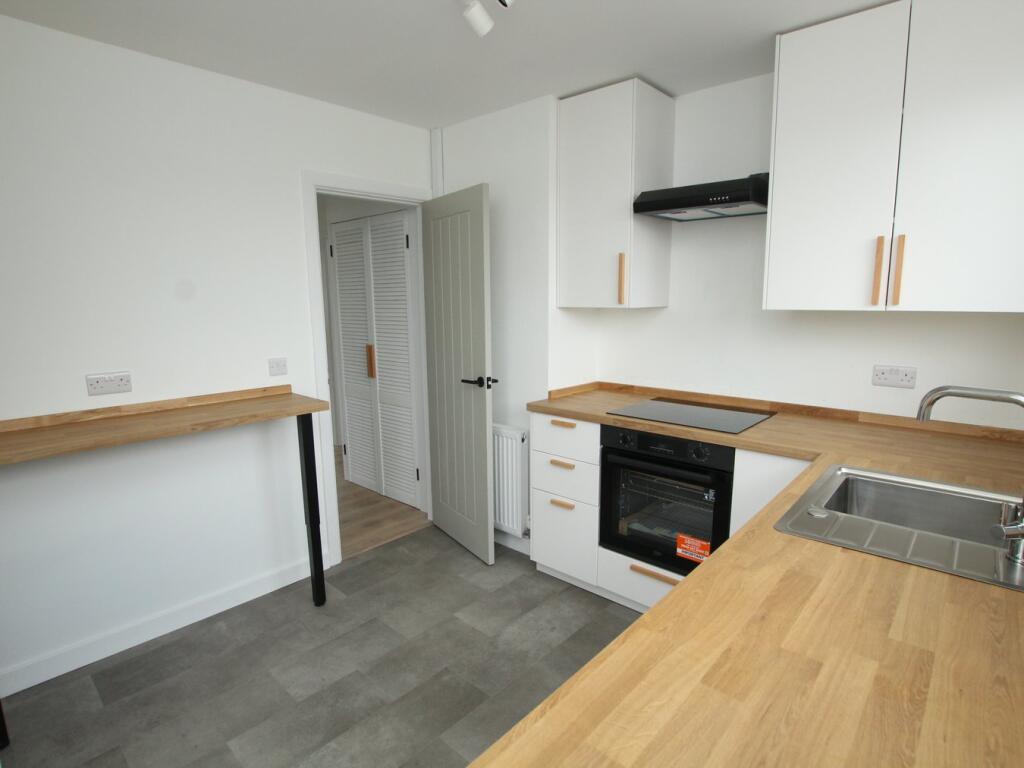 Additional image 4 of Hythe Road, Poole, BH15