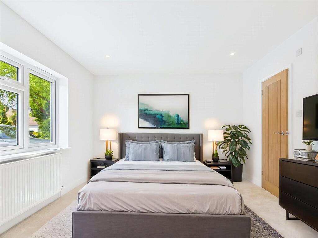 Additional image 7 of Buce Hayes Close, Highcliffe, Christchurch, Dorset, BH23