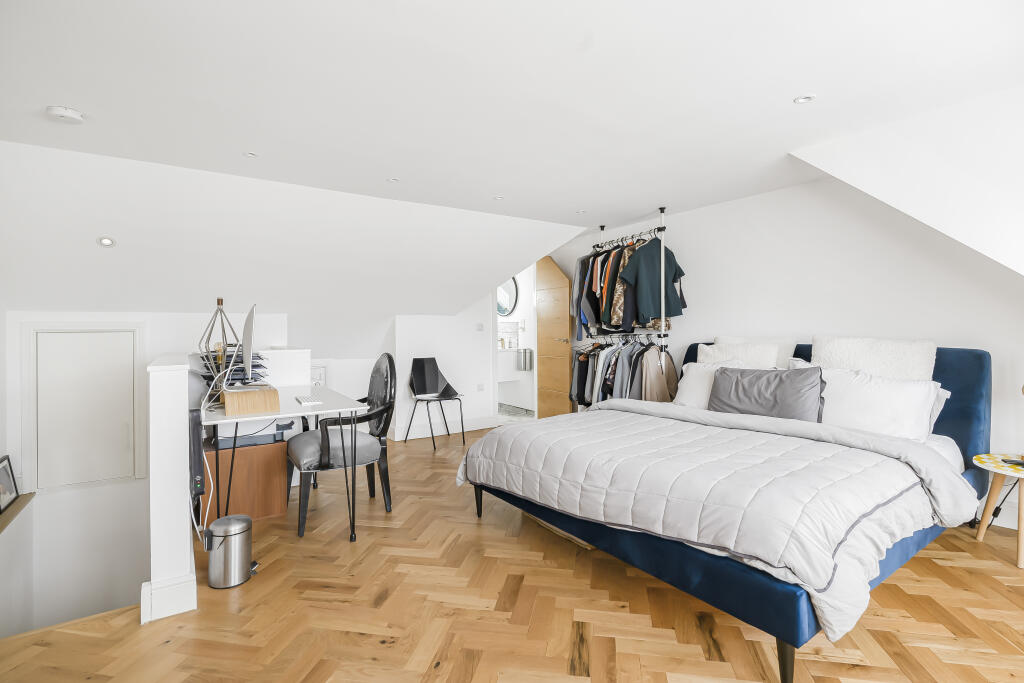 Additional image 18 of Twelve Acres, Welwyn Garden City, Hertfordshire, AL7