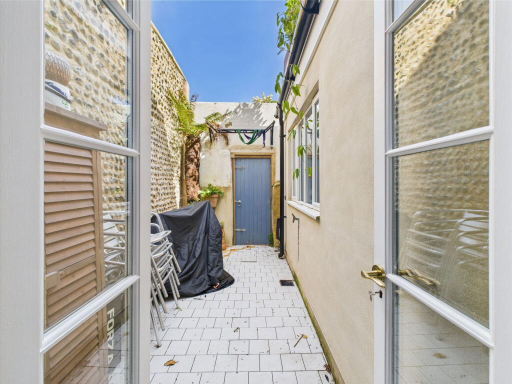 Additional image 7 of Alfred Place, Worthing BN11 3EP