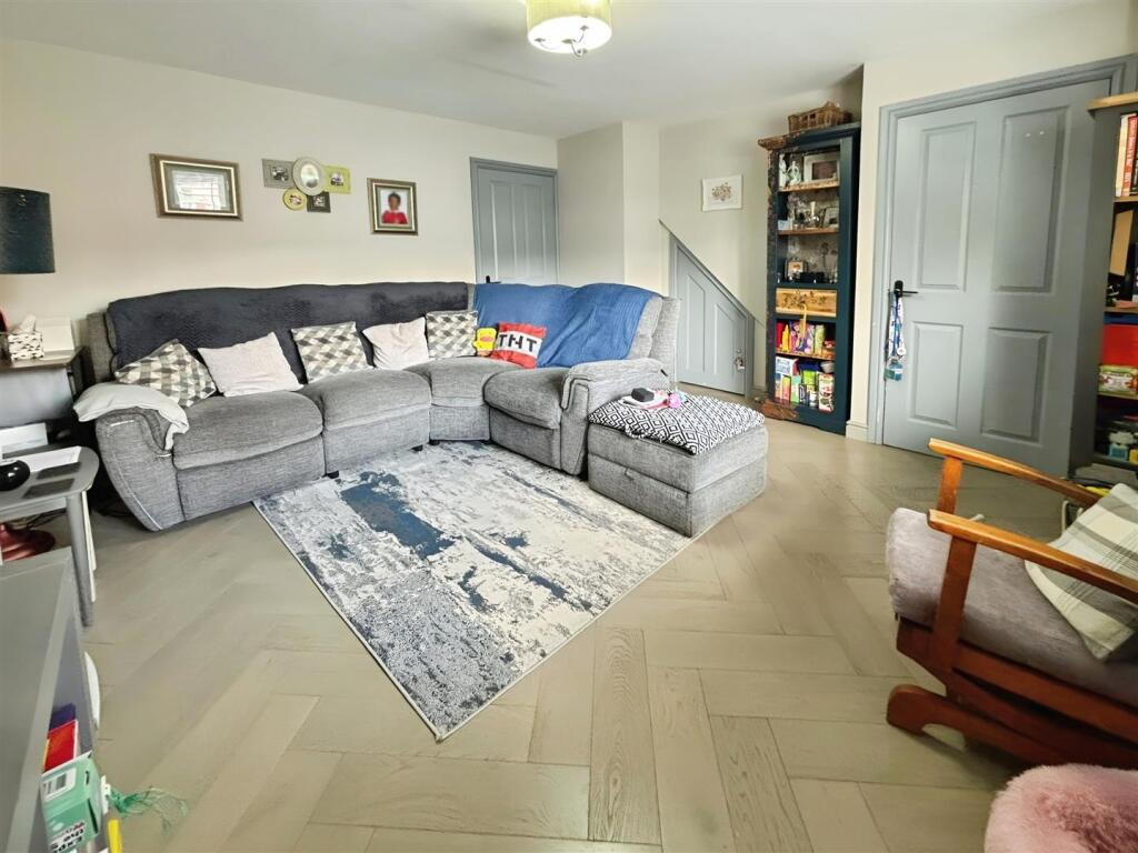 Additional image 3 of Plumpton Close, Bradford, BD2 1NJ