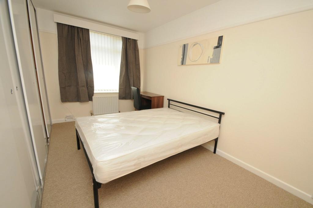 Additional image 6 of Student house on Heathfield Avenue - SEE VIDEO TOUR