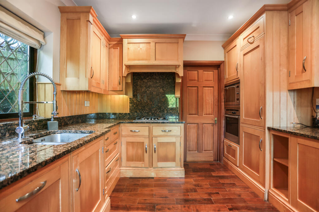 Additional image 14 of Withdean Road, Brighton, BN1