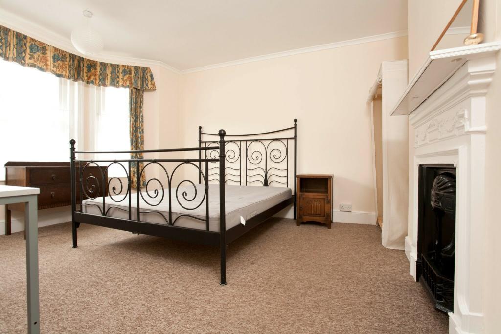Additional image 9 of ROOM IN 4 Bed Student house on Clavin Road - SEE VIDEO TOUR