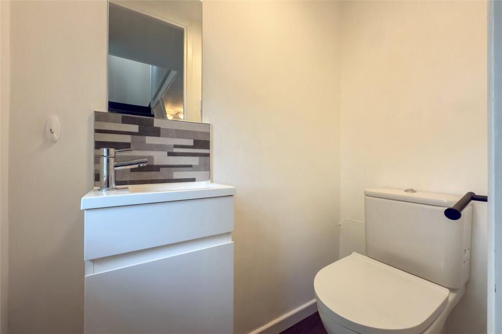 Additional image 16 of Cavan Drive, St. Albans, Hertfordshire, AL3