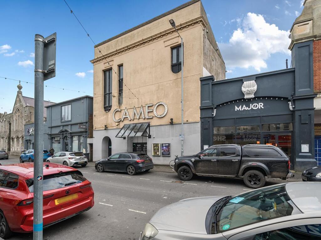 Cameo - Eastbourne, 18-20 Langney Road, Eastbourne, BN21 3EU