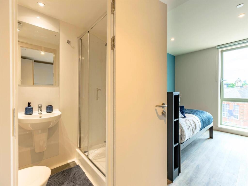 Additional image 26 of Birmingham | Student | September | B30