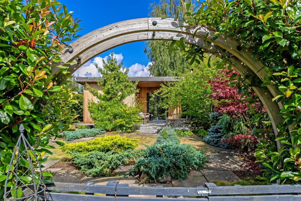 Additional image 17 of Stanley Avenue, St. Albans