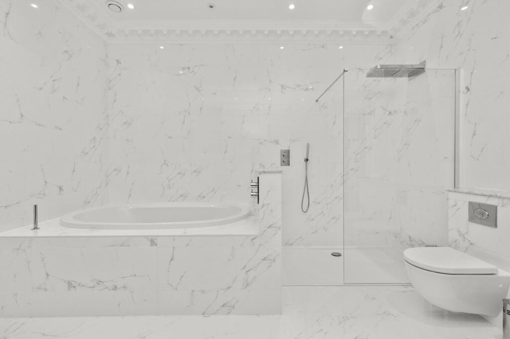 Additional image 20 of High Street, Angmering, BN16