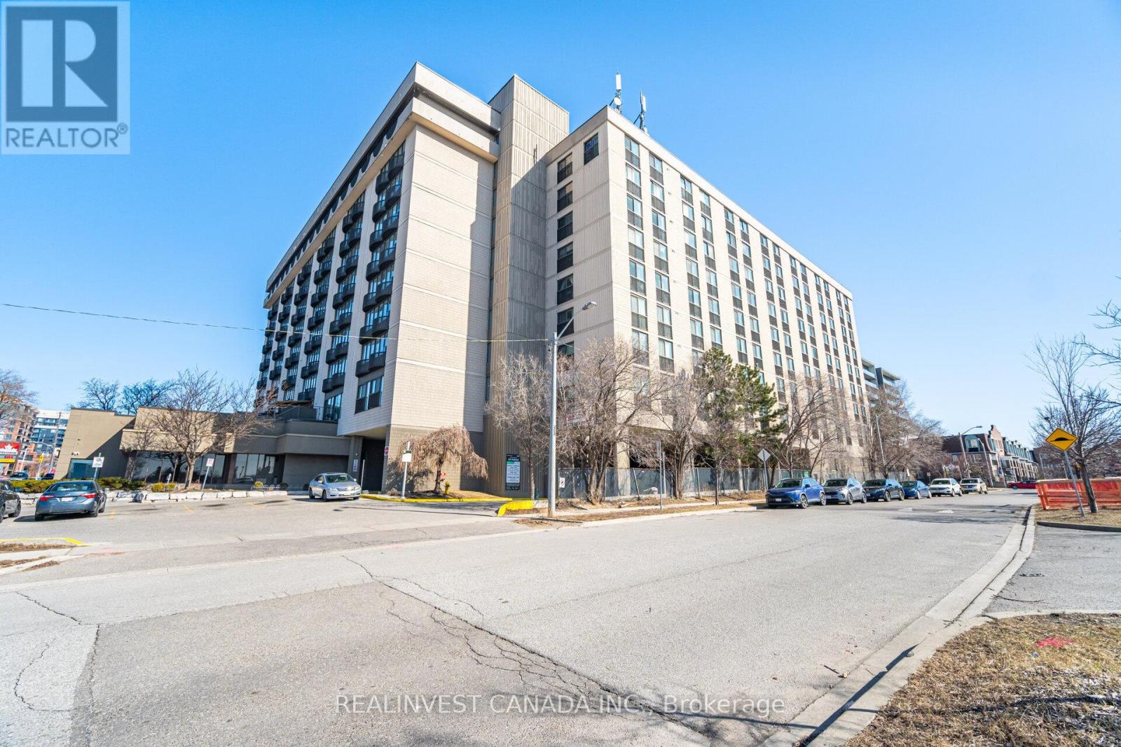 905 - 2737 KEELE STREET|Toronto (Downsview-Roding-CFB), Ontario M3M2E9