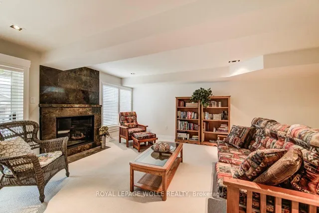 Additional image 31 of 165 Chandos Dr Unit 3