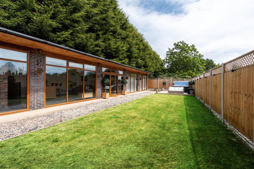 Additional image 21 of Dordale Road, Bournheath