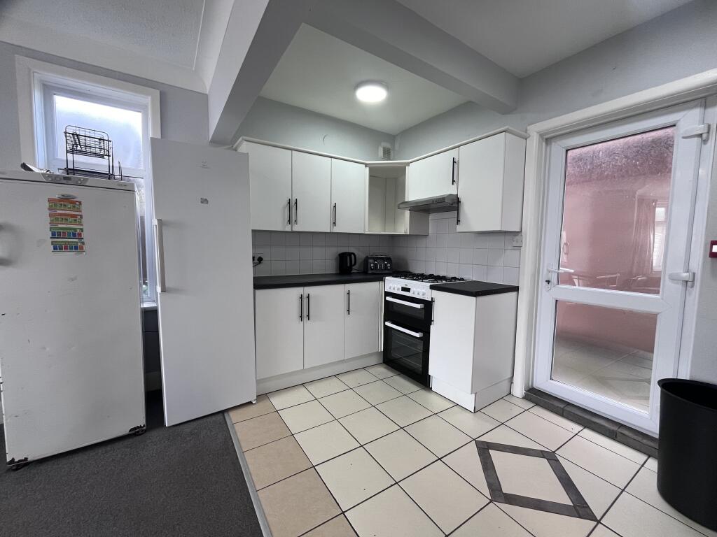 Additional image 2 of Victoria Avenue, Victoria Park, Bournemouth