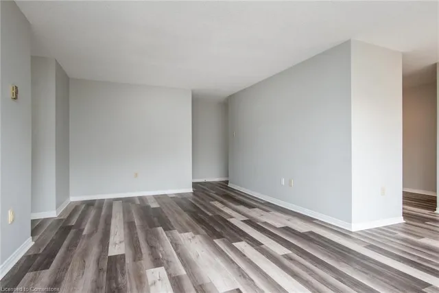 Additional image 6 of 35 Green Valley Dr Unit 703