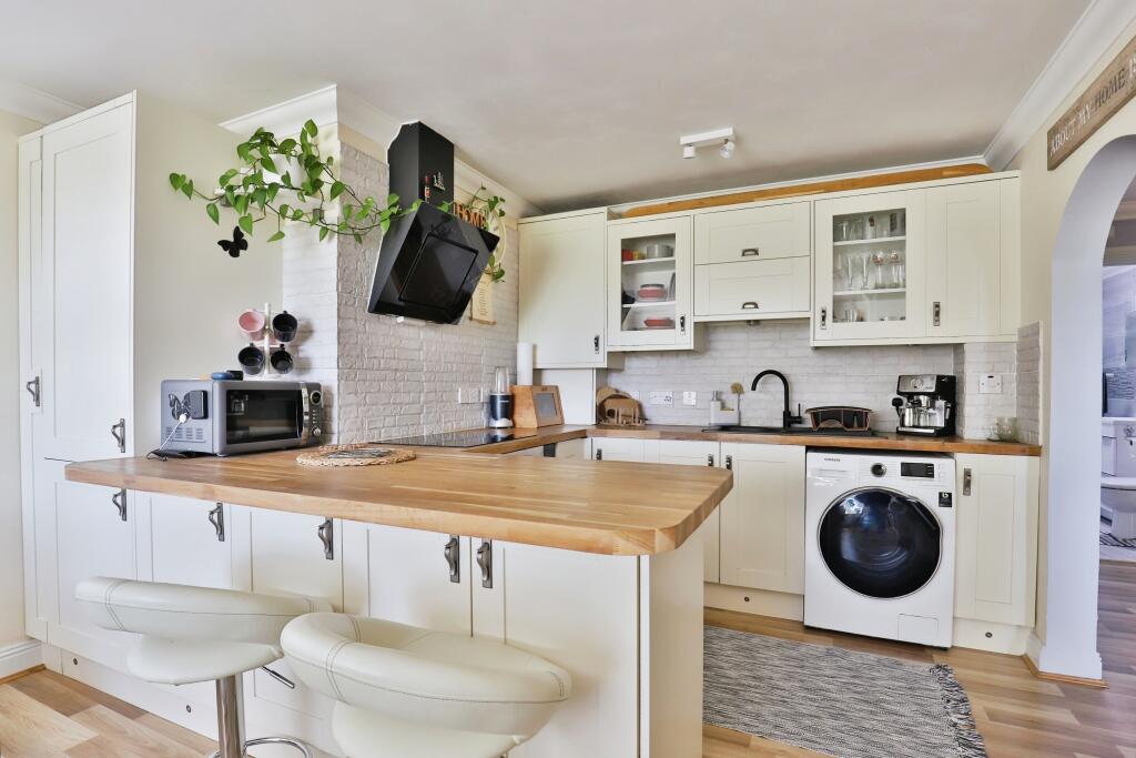 Additional image 2 of Kings Park Drive, BOURNEMOUTH, Dorset, BH7