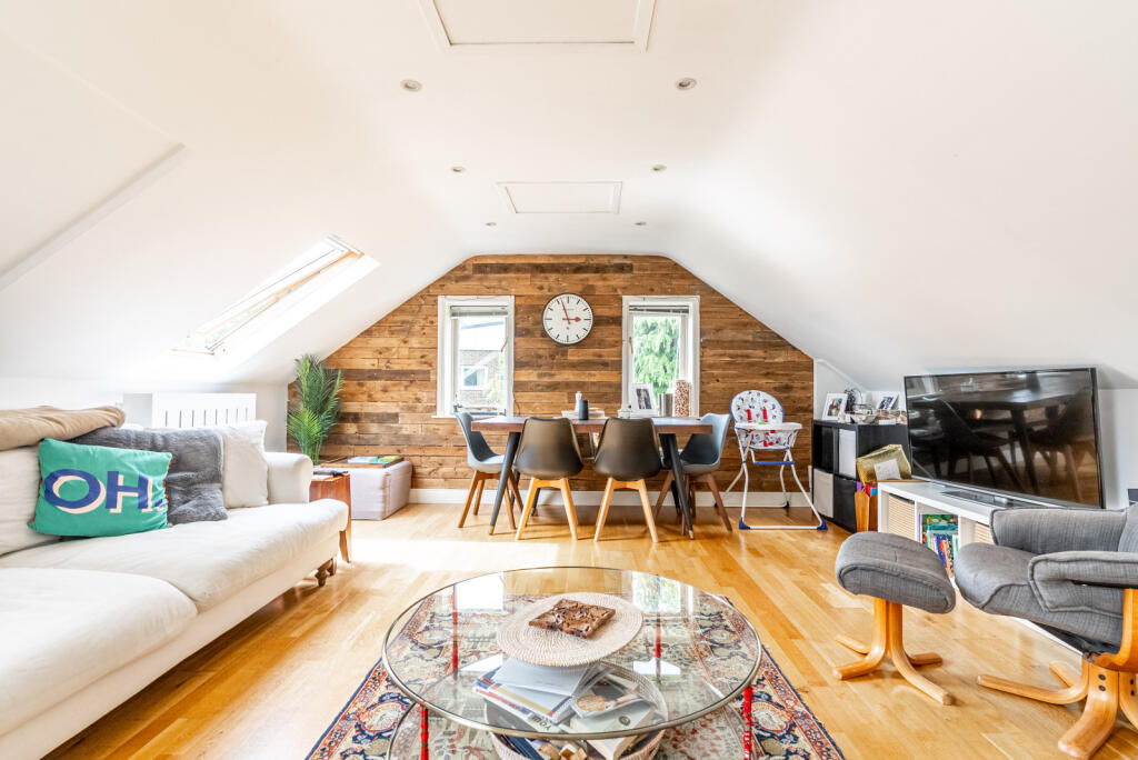 Additional image 3 of Riverside Close, St. Albans, Hertfordshire, AL1