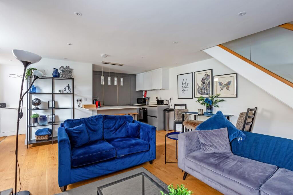 Additional image 4 of 4 York Mews, London Road, Bath, Somerset, BA1