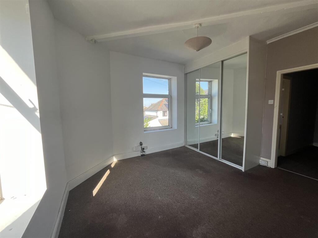 Additional image 7 of Moorcroft Terrace, Bradford