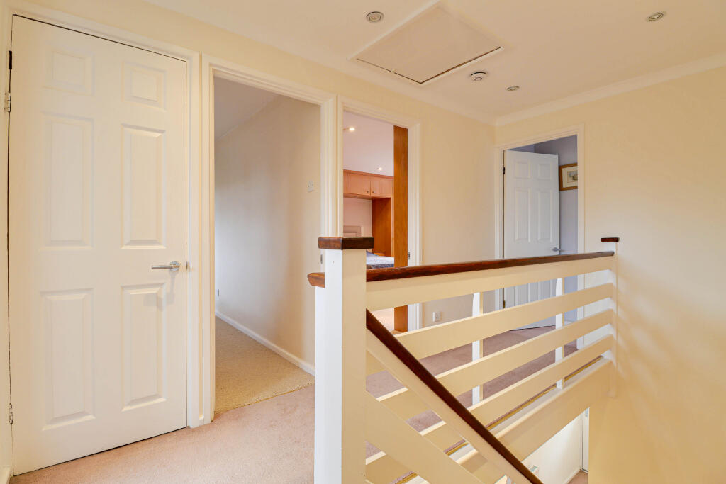 Additional image 18 of Cranbourne Drive, Harpenden, Hertfordshire, AL5