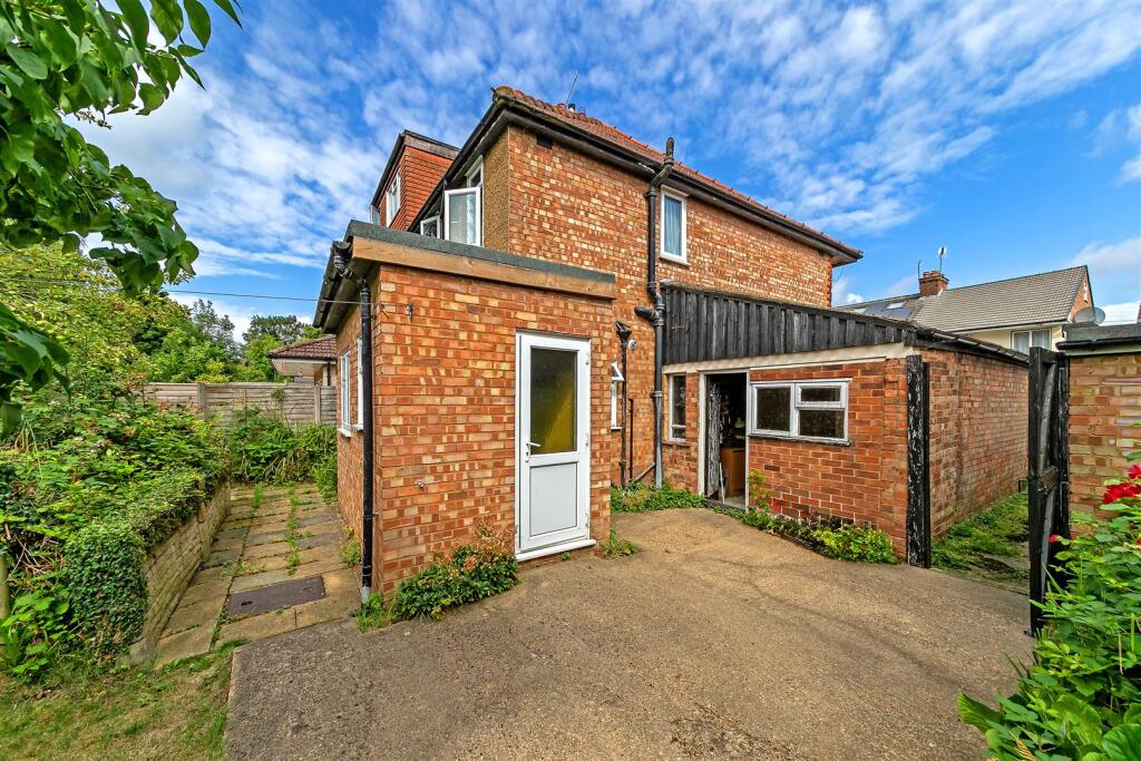 Additional image 8 of Wynchlands Crescent, St Albans