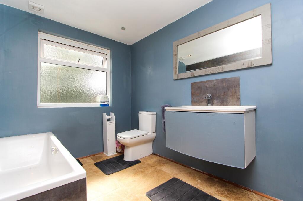 Additional image 22 of Green Lanes, Wylde Green, B73