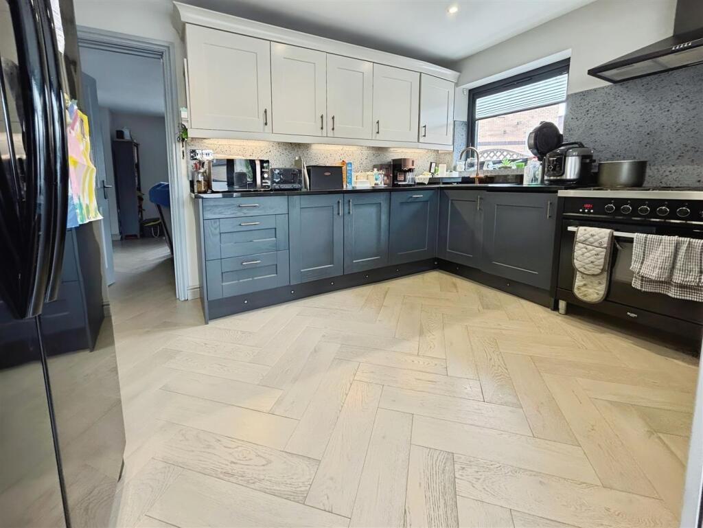 Additional image 7 of Plumpton Close, Bradford, BD2 1NJ