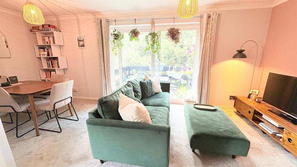 Additional image 5 of Browns Court, Moseley