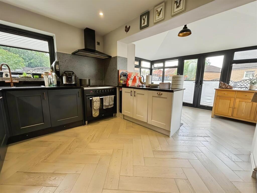 Additional image 5 of Plumpton Close, Bradford, BD2 1NJ