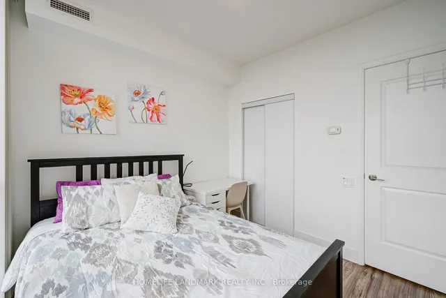 Additional image 39 of 23 Sheppard Ave Unit 2004