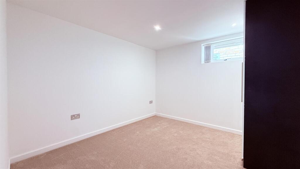 Additional image 8 of Chaddesley Glen, Sandbanks