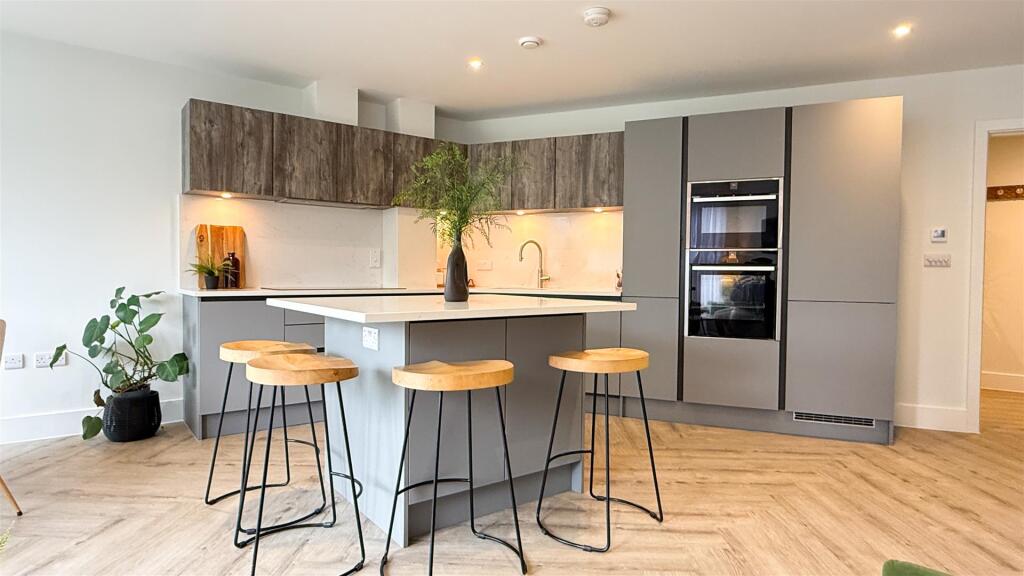 Additional image 11 of Martello Road South, Canford Cliffs