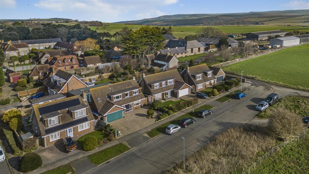 Additional image 11 of Chyngton Way, Seaford