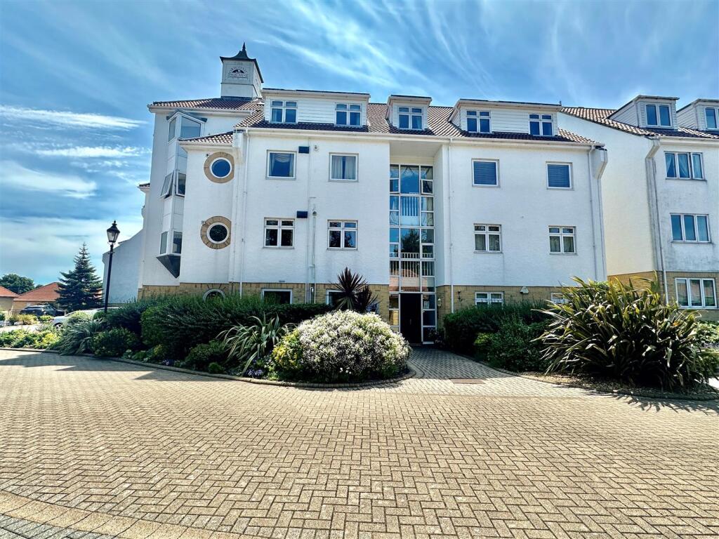 Additional image 30 of Lake Avenue, Poole