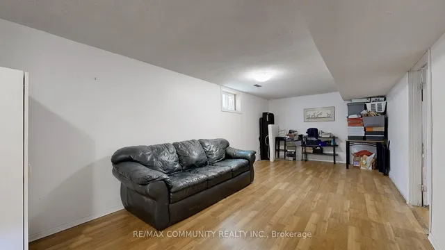 Additional image 34 of 7 Gemshaw Cres