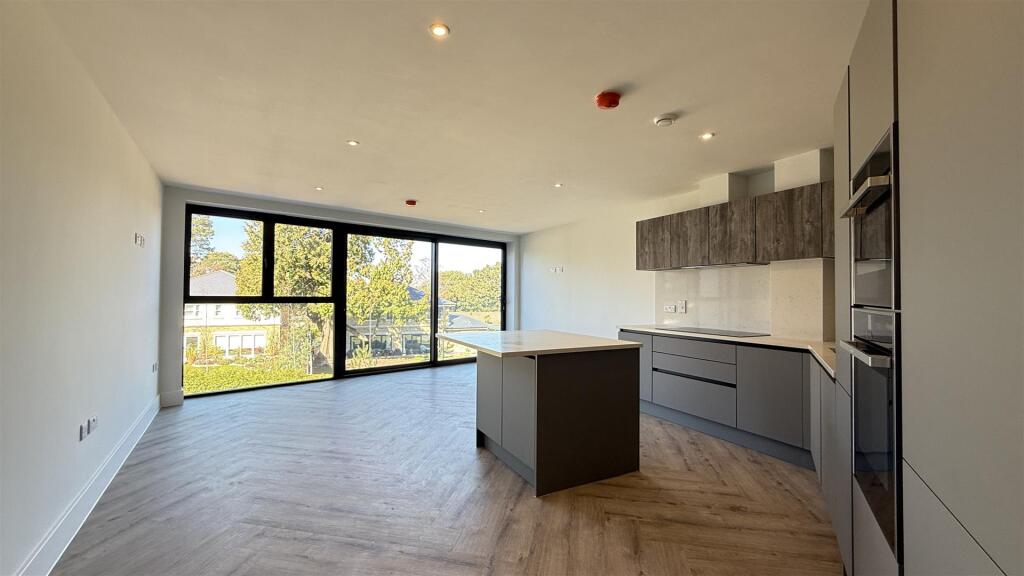 Additional image 3 of Martello Road South, Canford Cliffs